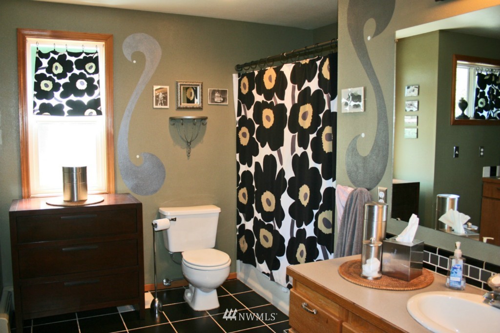 270 Thompson Road Sedro-Woolley, WA 98284 - Photo 10 of 15 Gallery Image 10
