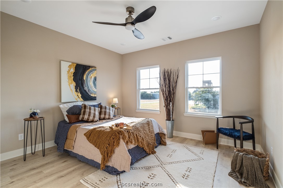 800 North Parker Avenue Bryan, TX 77803 - Photo 9 of 13 a bedroom with bed and a window