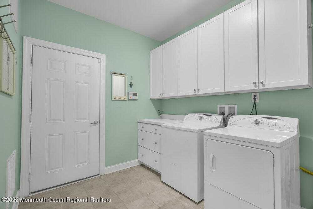 8 Riva Ridge Road Manalapan, NJ 07726 - Photo 12 of 49 021_dsc06093