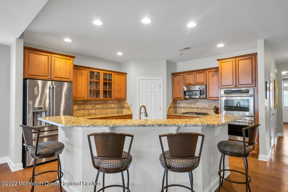 8 Riva Ridge Road Manalapan, NJ 07726 - Photo 18 of 49 031_dsc06193