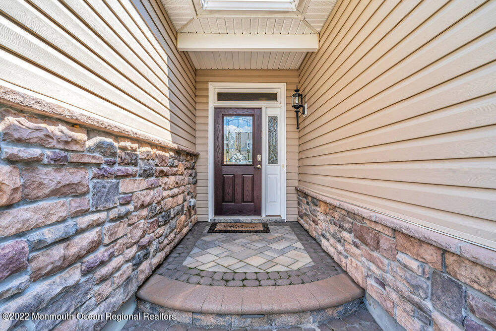 8 Riva Ridge Road Manalapan, NJ 07726 - Photo 4 of 49 010_dsc05833