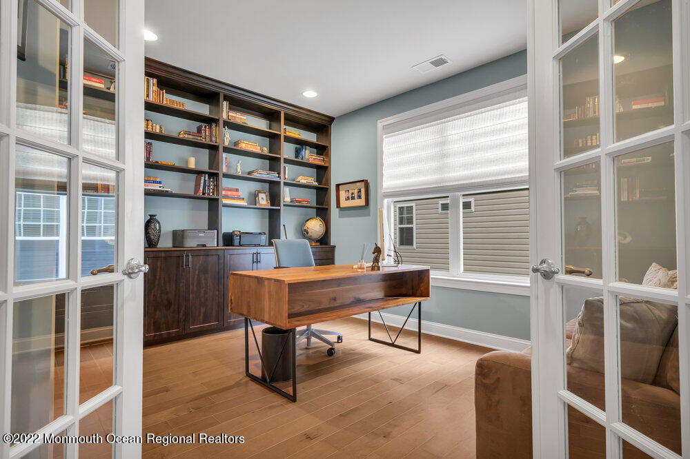 8 Riva Ridge Road Manalapan, NJ 07726 - Photo 8 of 49 016_dsc06039