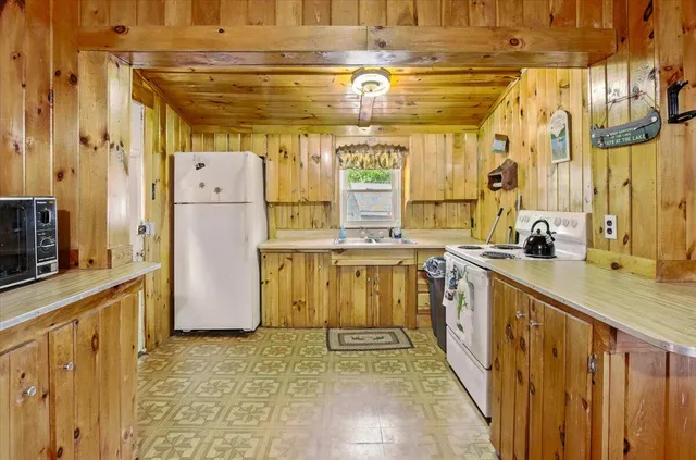 $435,000 | 19 King Road, Vassalboro, ME 04989