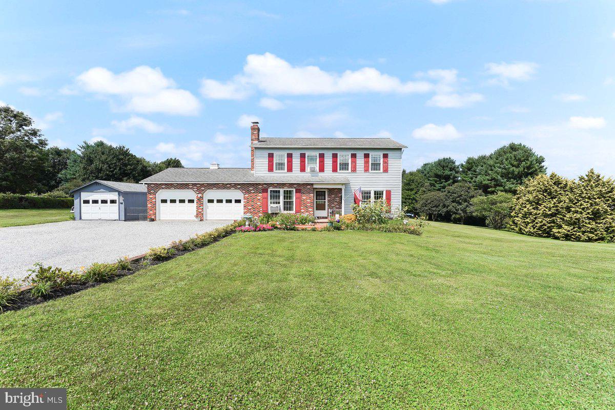 376 Catamount Road Oxford, PA 19363 - Photo 1 of 47 Front of Home