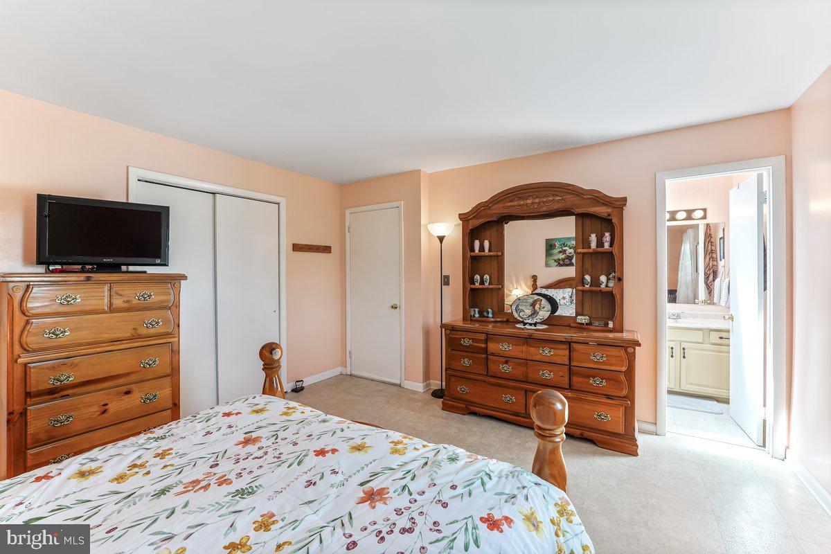 376 Catamount Road Oxford, PA 19363 - Photo 22 of 47 Primary Bedrioom