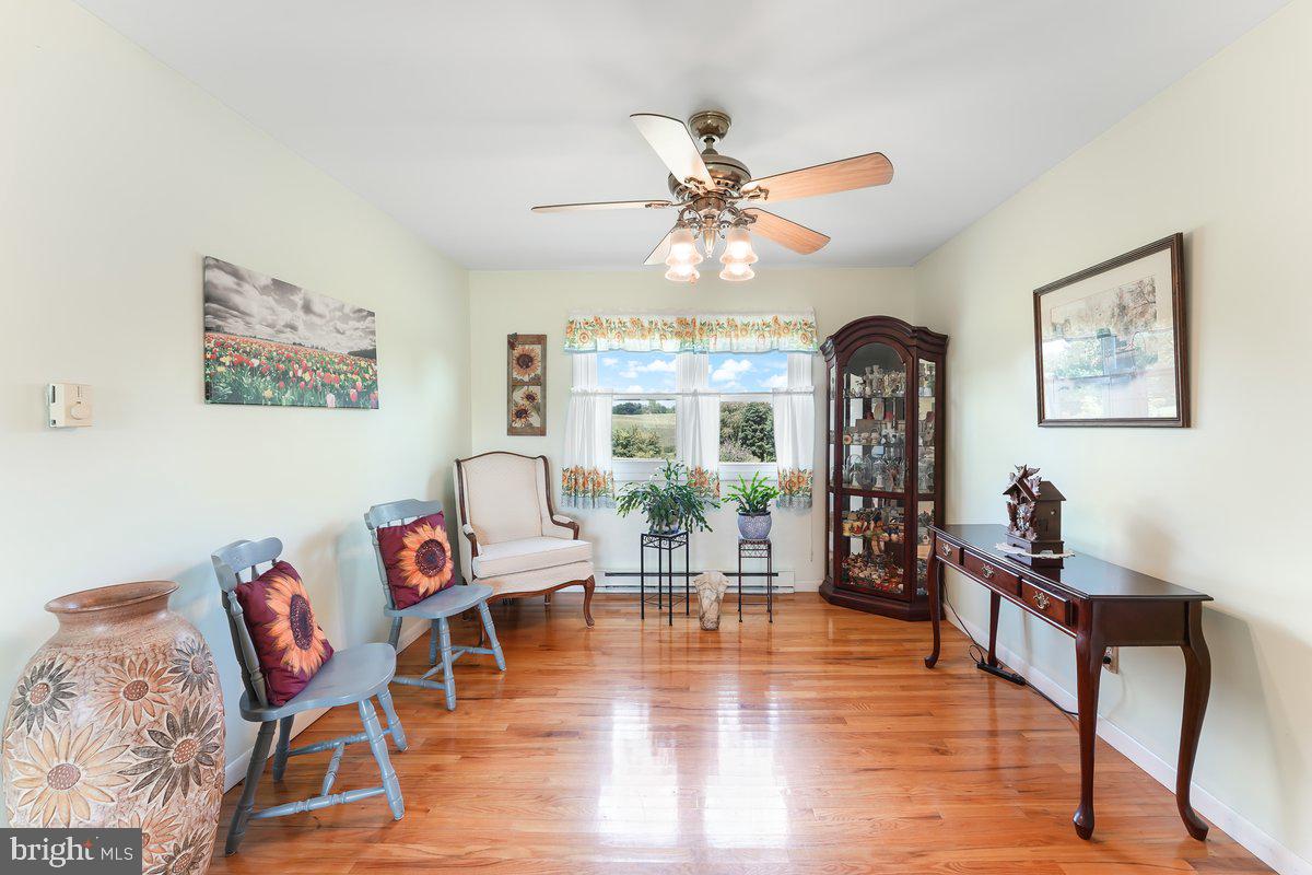 376 Catamount Road Oxford, PA 19363 - Photo 6 of 47 Dining Room