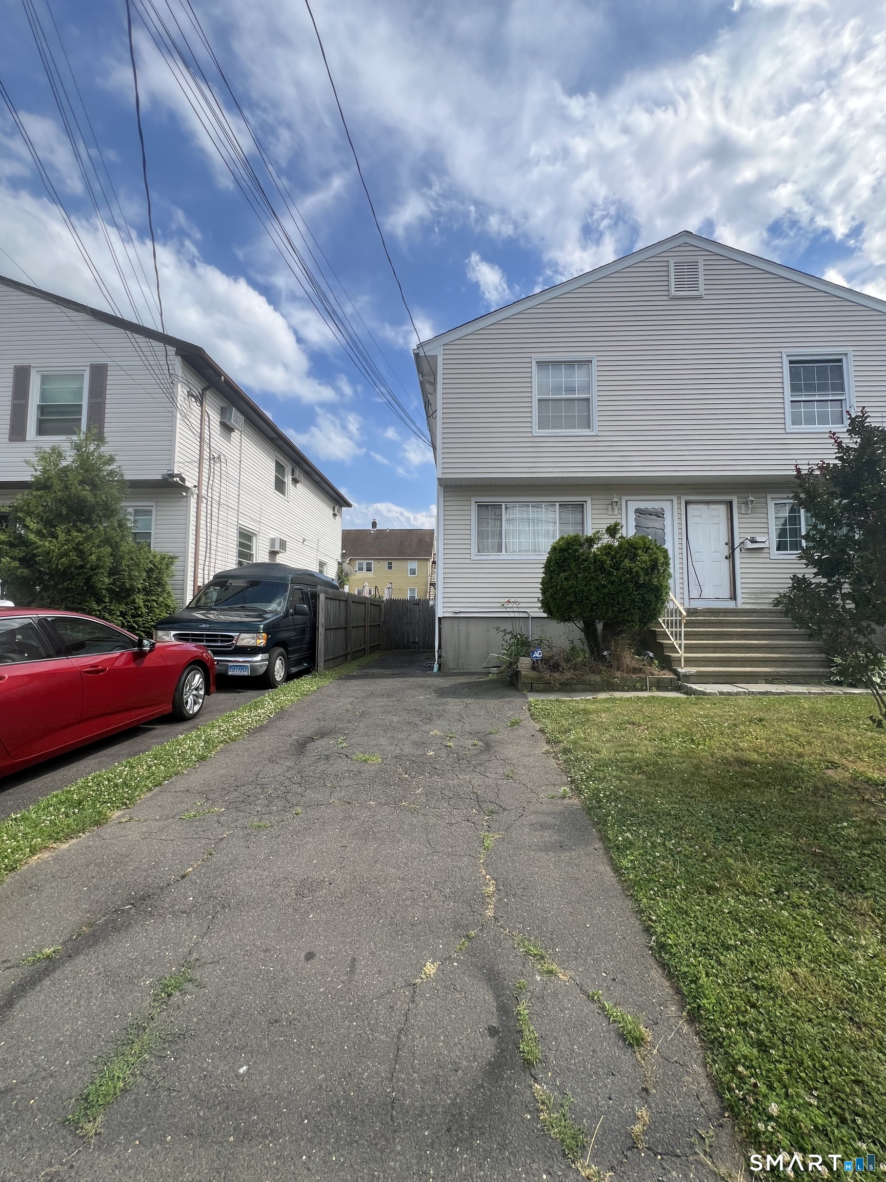 153 Shell Street Bridgeport, CT 06605 - Photo 2 of 21
