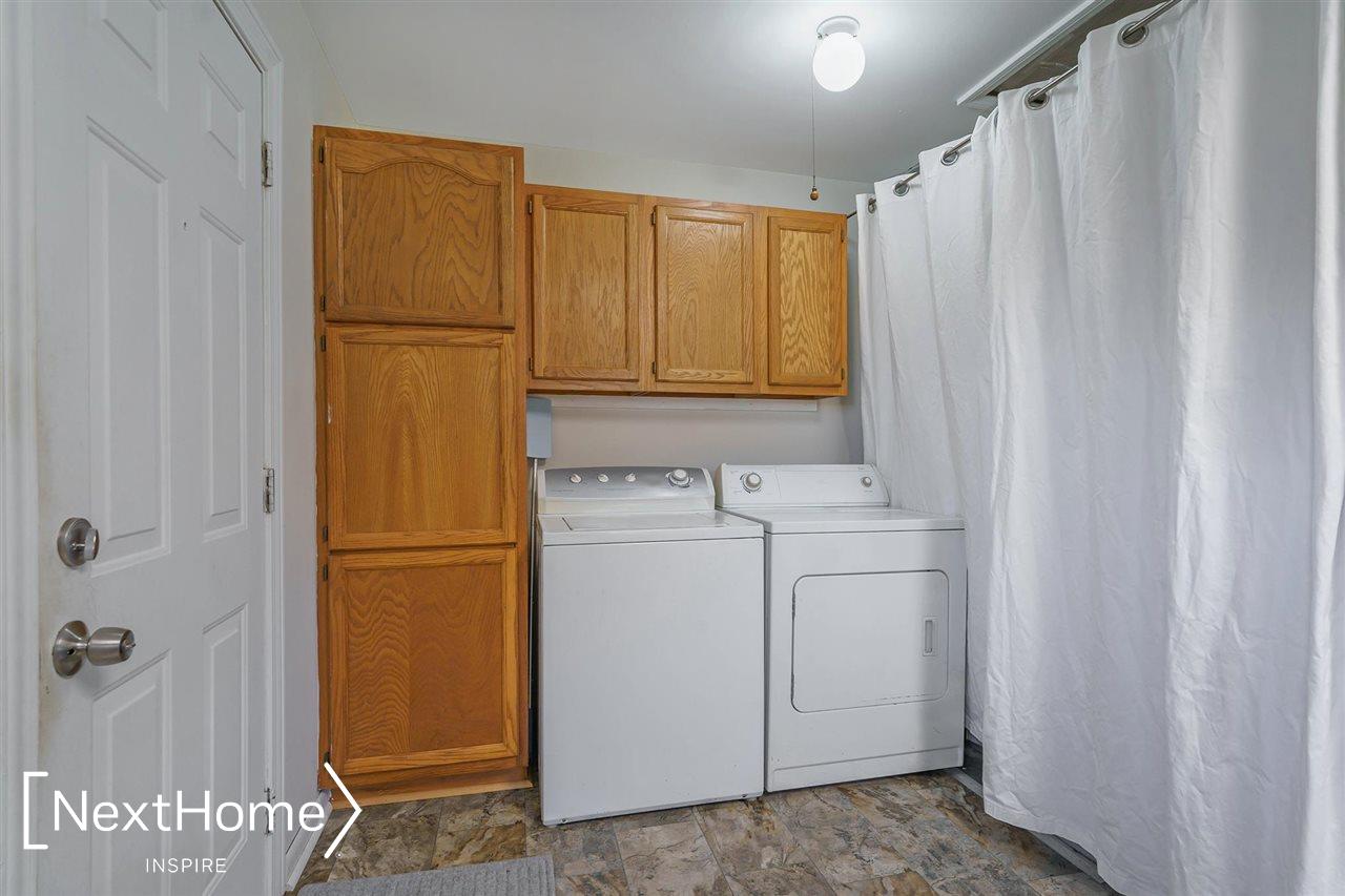 3280 Hemphill Road Burton, MI 48529 - Photo 5 of 14