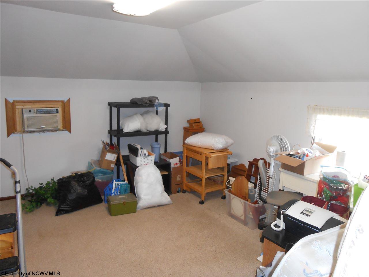 648 Rohr Street Weston, WV 26452 - Photo 12 of 18 Gallery Image 12