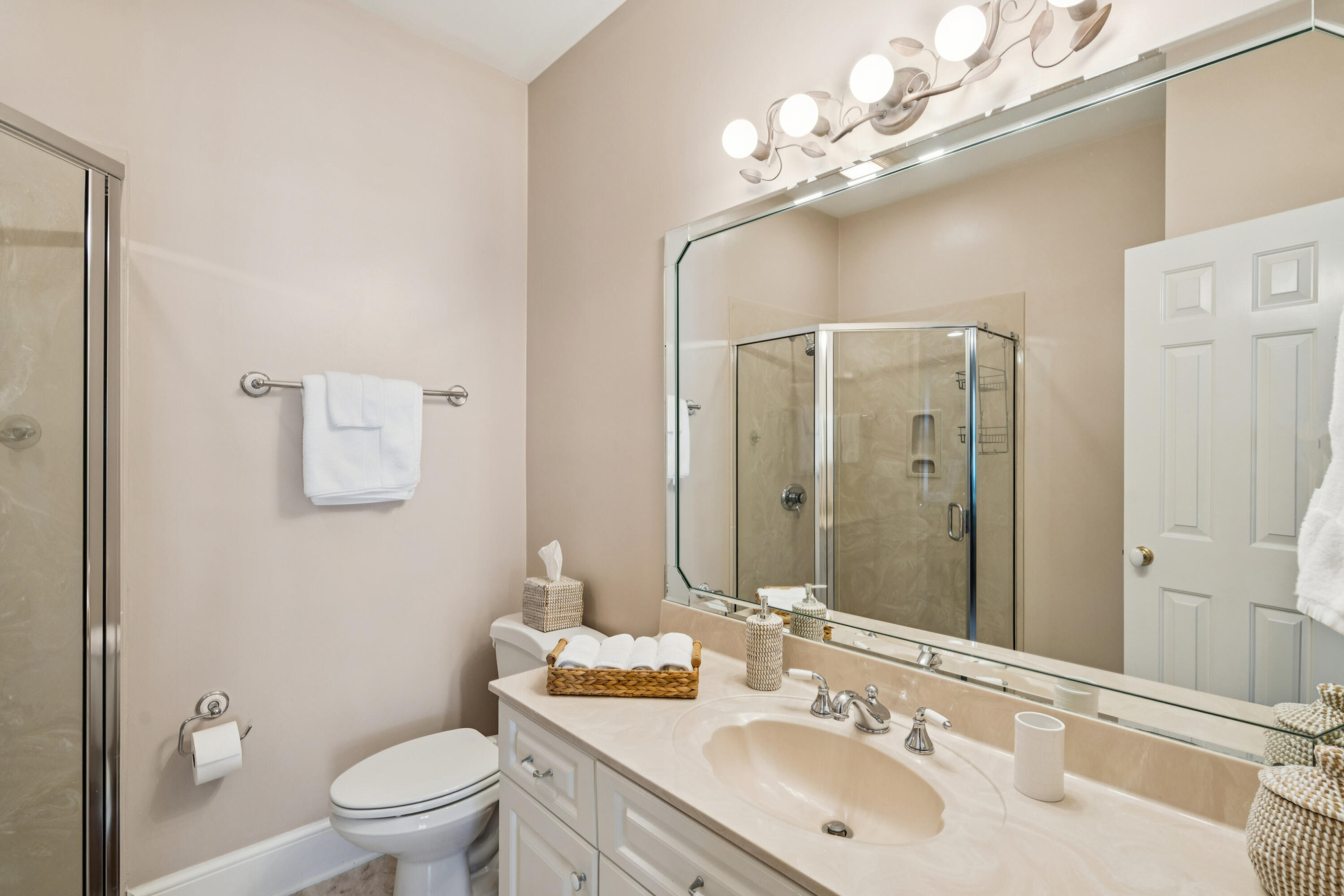 1415 Cardiff Road Mount Pleasant, SC 29464 - Photo 62 of 91 1415CardiffRd-KeenEyeMarketing-085