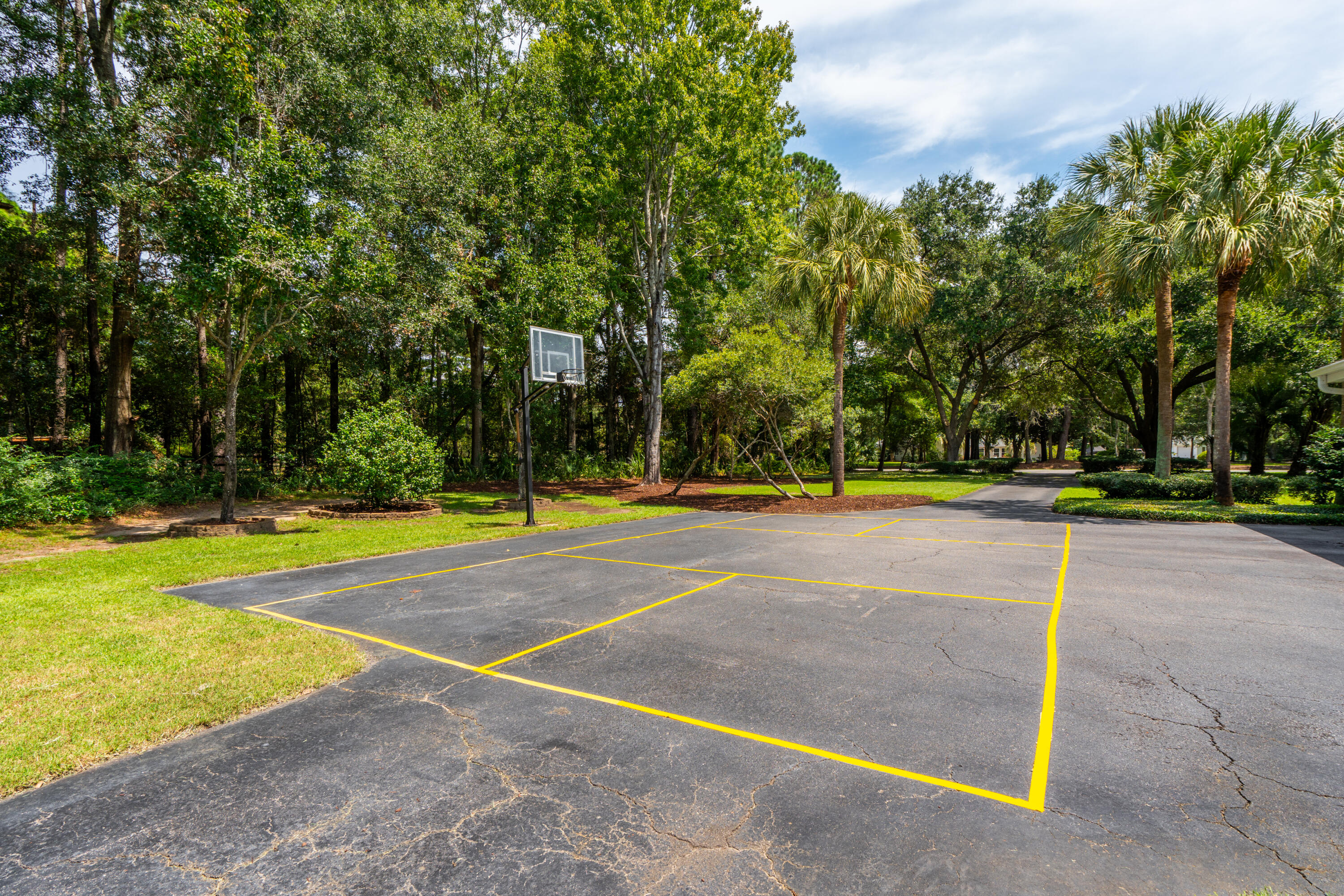 1415 Cardiff Road Mount Pleasant, SC 29464 - Photo 10 of 91 1415CardiffRd-KeenEyeMarketing-013