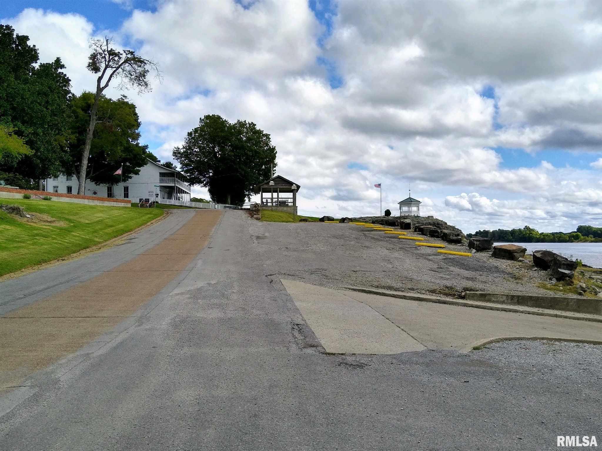 160 Front Street Elizabethtown, IL 62931 - Photo 13 of 26