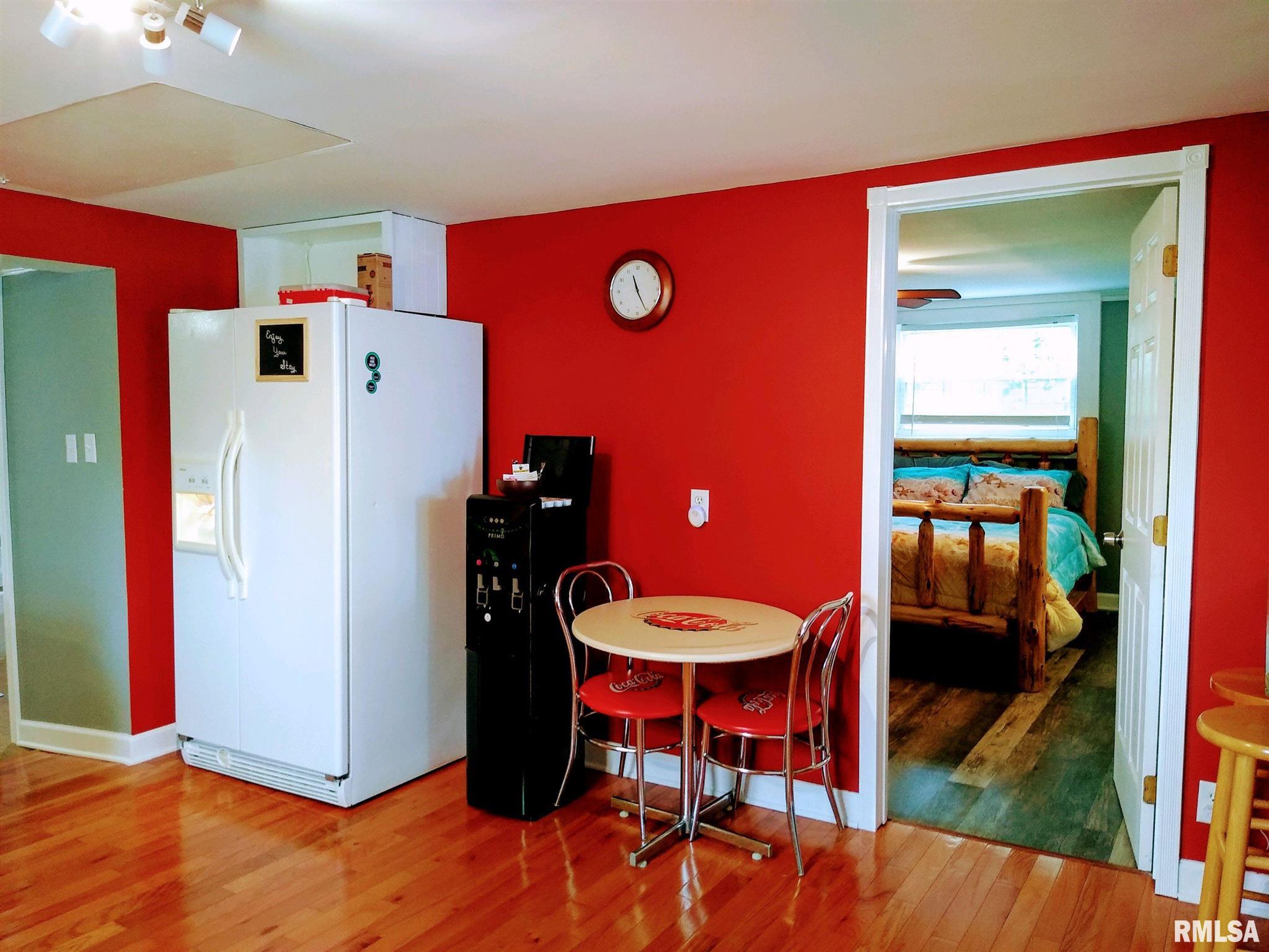 160 Front Street Elizabethtown, IL 62931 - Photo 19 of 26