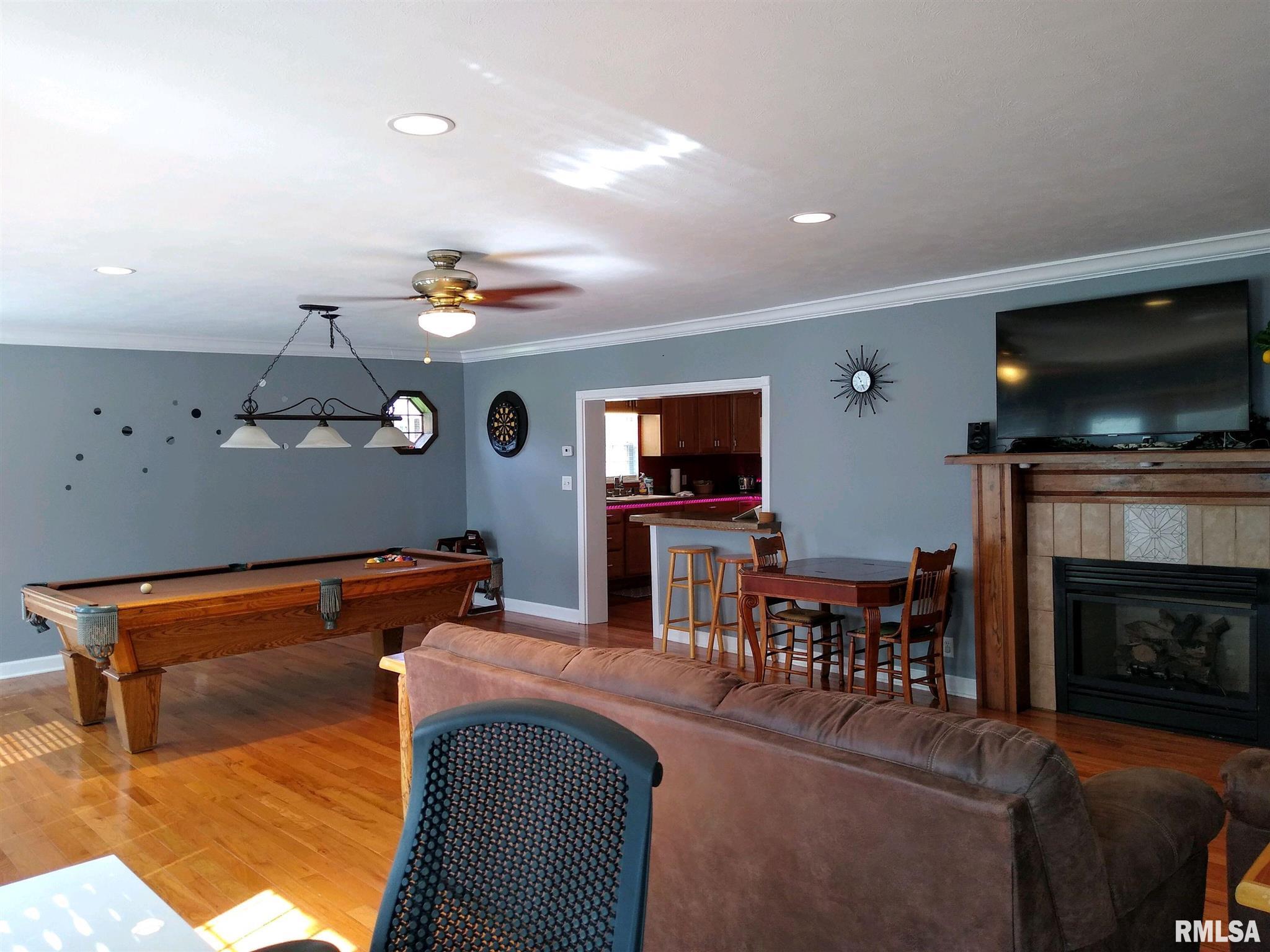 160 Front Street Elizabethtown, IL 62931 - Photo 3 of 26