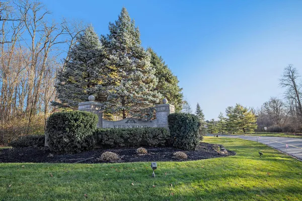 $100,000 | 53068 Summer Breeze Drive, South Bend, IN 46637