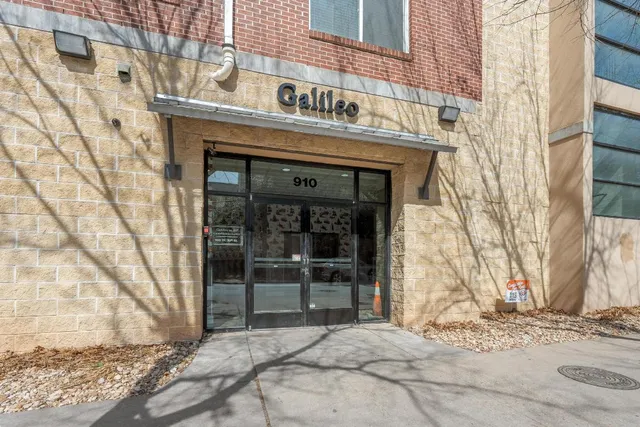 a view of a building entrance