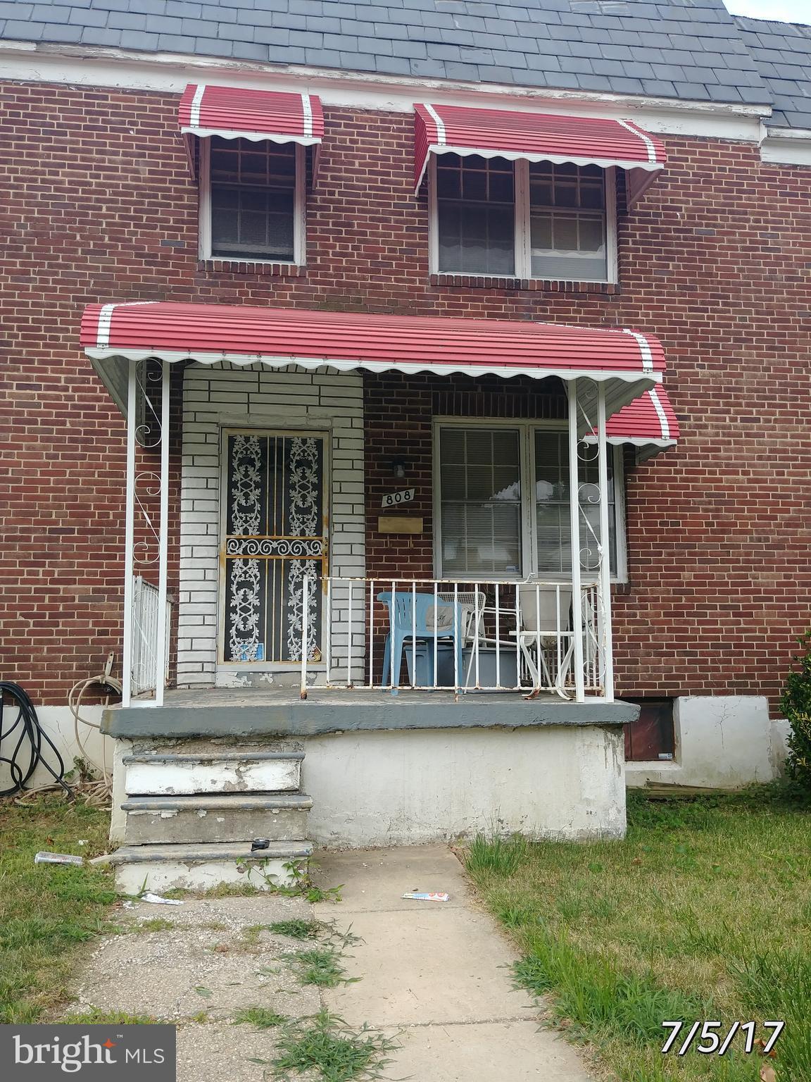 808 Wicklow Road Baltimore, MD 21229 - Photo 1 of 9 Exterior (Front)