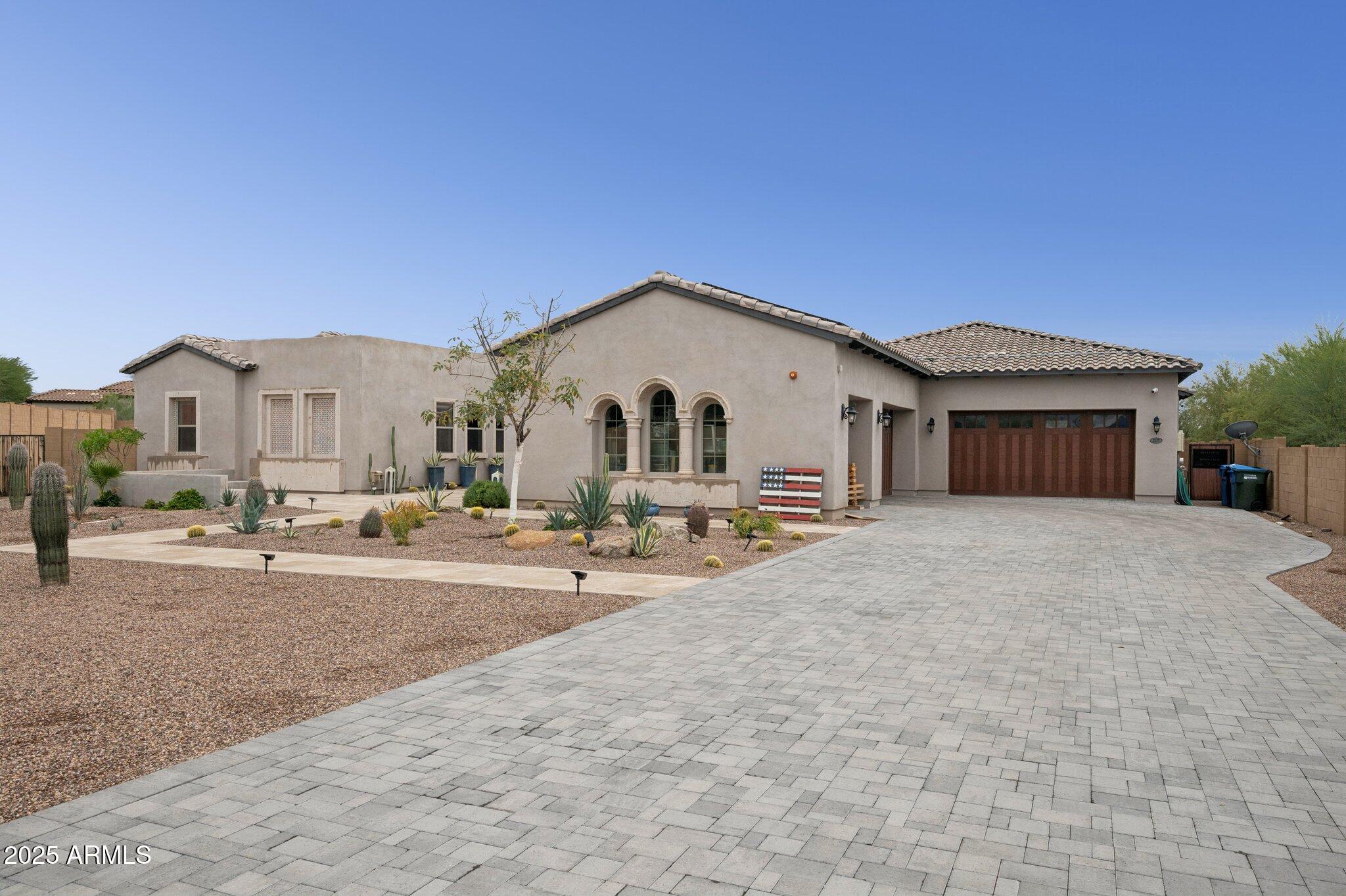 5237 East Montgomery Road Cave Creek, AZ 85331 - Photo 4 of 79 Driveway and 5 Garage Spaces
