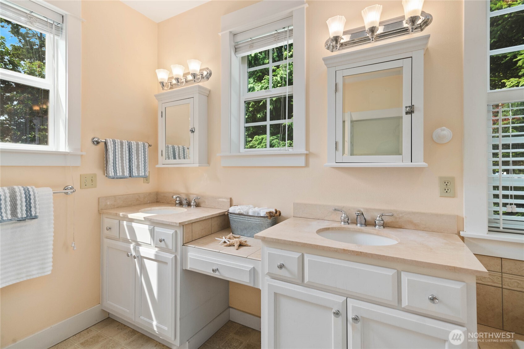 9049 Samish Island Road Bow, WA 98232 - Photo 19 of 40 Gallery Image 19