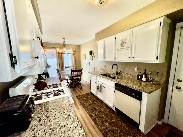 $168,000 | 35466 Stillmeadow Lane, Clinton Township, MI 48035