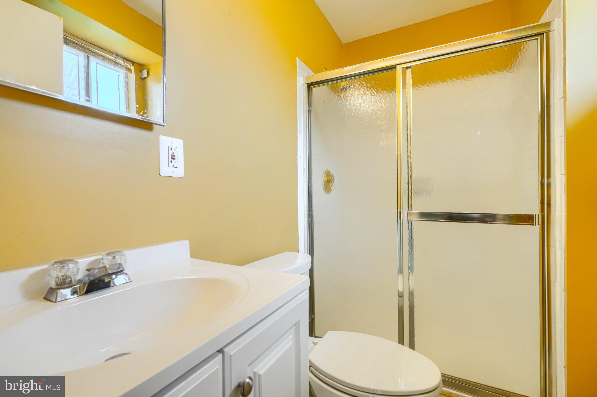3910 Carthage Road Randallstown, MD 21133 - Photo 40 of 42 Bright and inviting bathroom oasis.