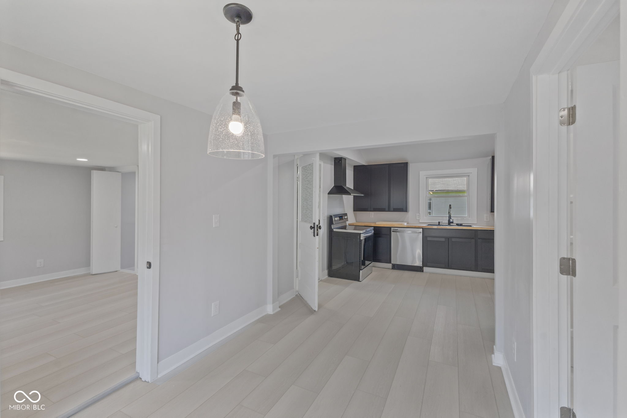 4986 Adkins Street Columbus, IN 47201 - Photo 17 of 25