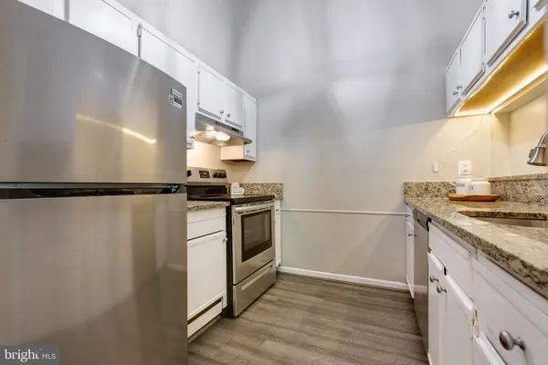 $2,100 | 206 Spring Maiden Court, Unit 302, Glen Burnie, MD 21060