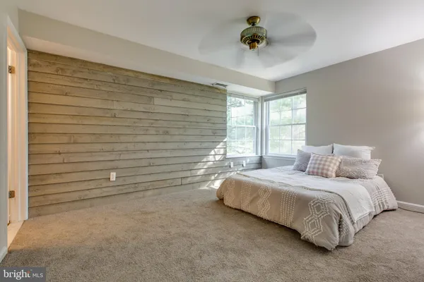 $2,100 | 206 Spring Maiden Court, Unit 302, Glen Burnie, MD 21060