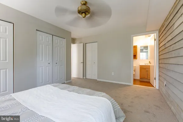 $2,100 | 206 Spring Maiden Court, Unit 302, Glen Burnie, MD 21060