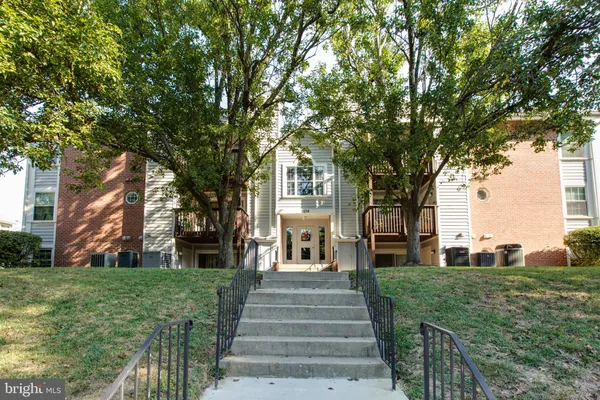 $2,100 | 206 Spring Maiden Court, Unit 302, Glen Burnie, MD 21060