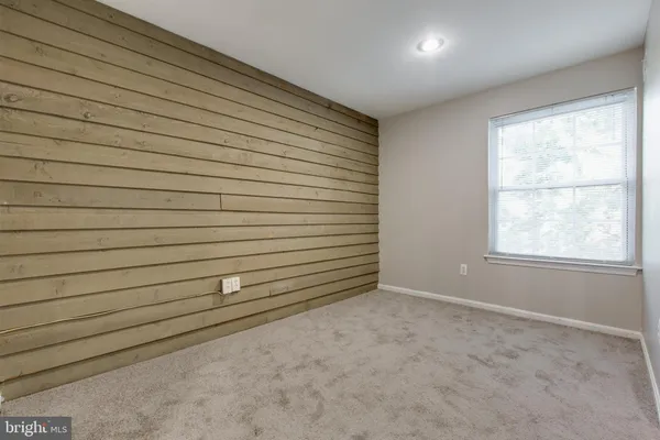 $2,100 | 206 Spring Maiden Court, Unit 302, Glen Burnie, MD 21060