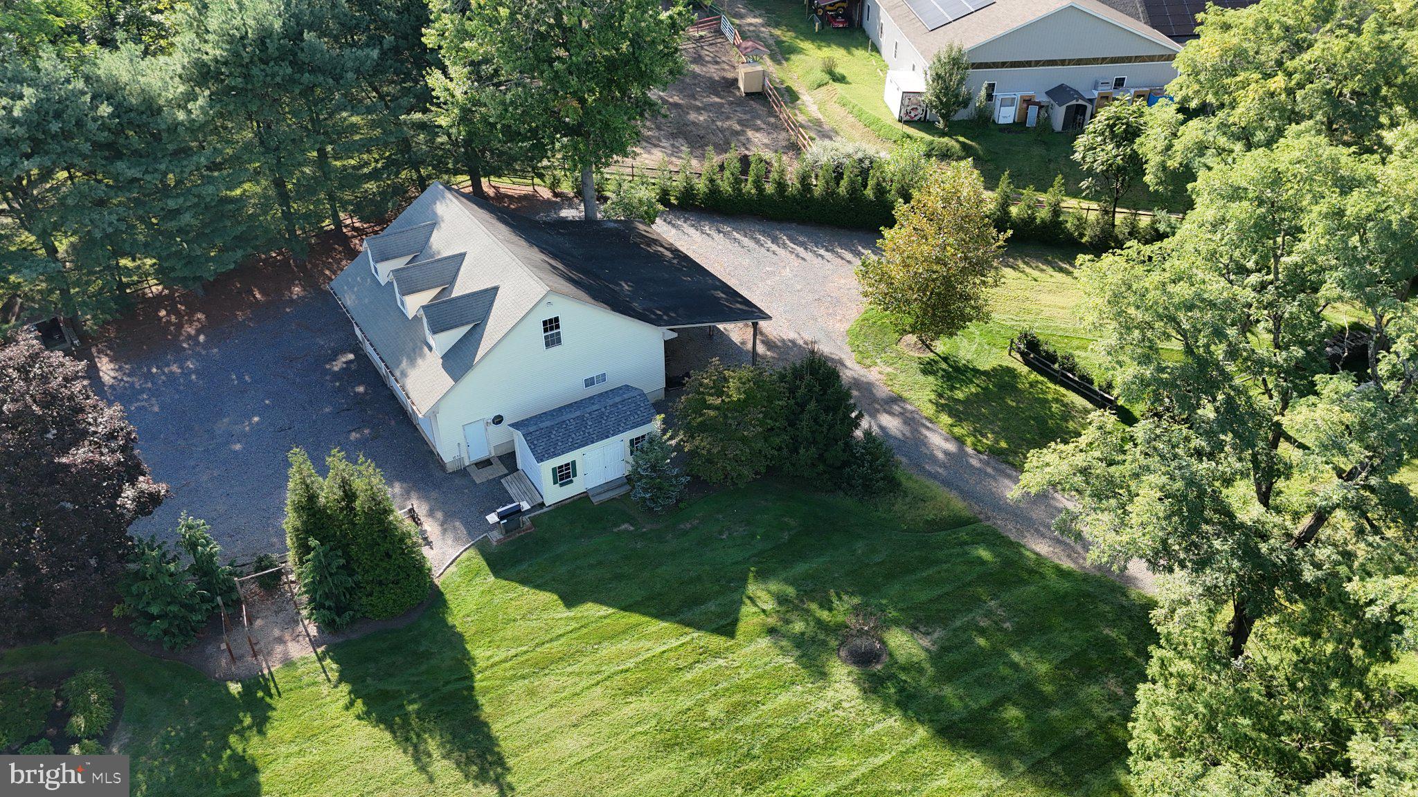 27739 Mt Pleasant Road Columbus, NJ 08022 - Photo 12 of 51 Gallery Image 12