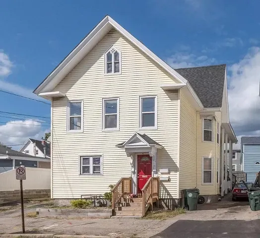 $514,900 | 260 Bridge Street, Manchester, NH 03104