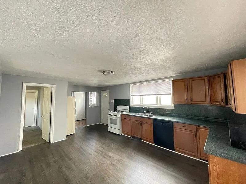 260 Bridge Street Manchester, NH 03104 - Photo 13 of 21