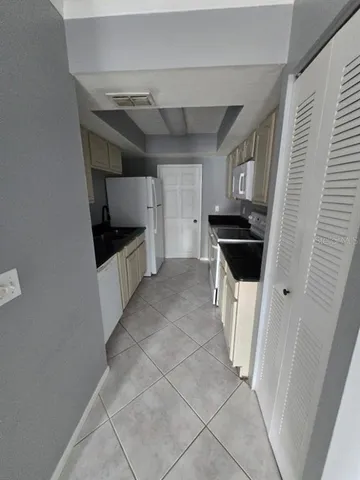 $1,500 | 8 West Marbrisa Way, Kissimmee, FL 34743