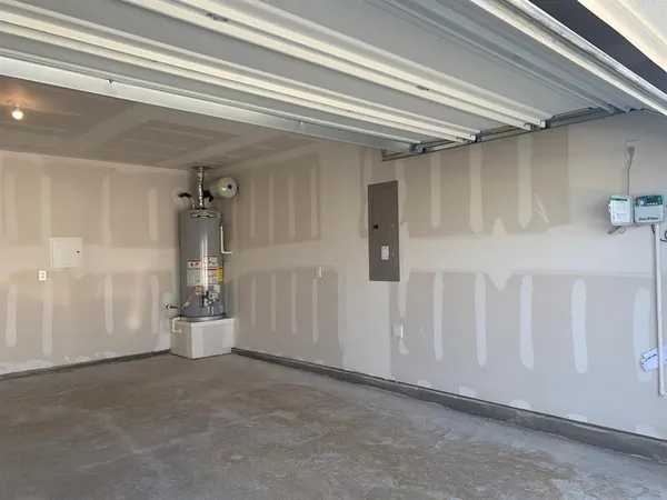 $1,695 | 4323 Johnstown Lane, Forney, TX 75126