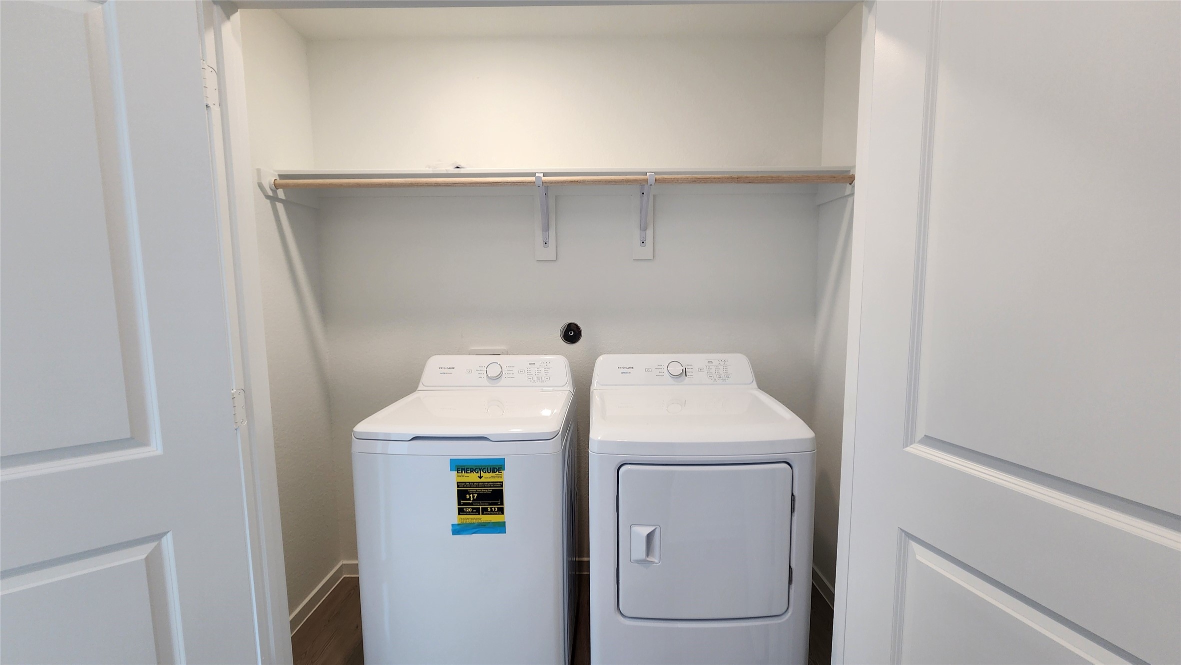 26850 Cascade Sunrise Street Katy, TX 77493 - Photo 19 of 40 a utility room with dryer and washer