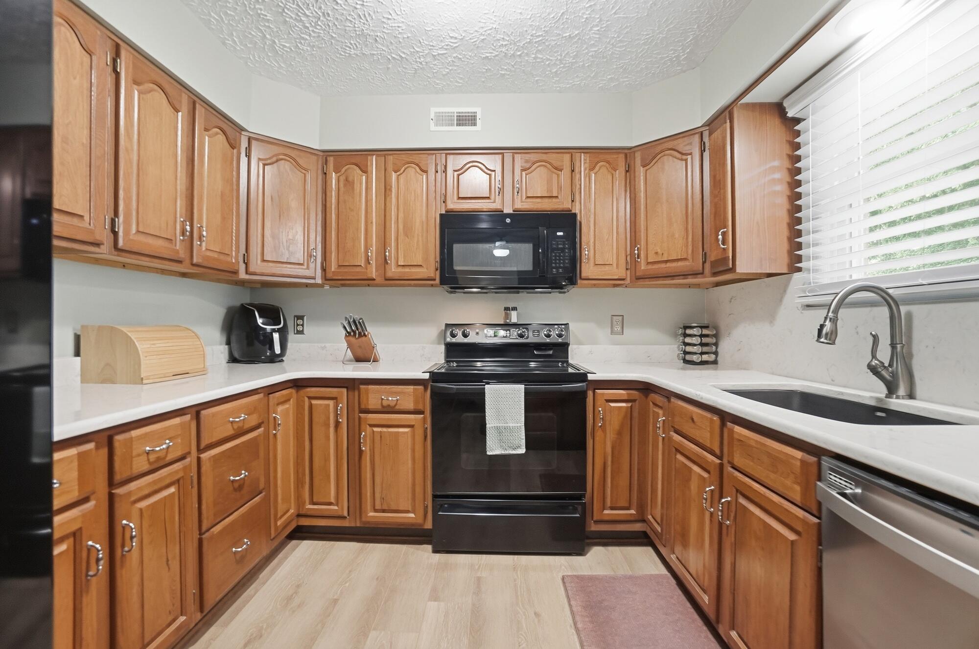 1423 Boone Aire Road Florence, KY 41042 - Photo 12 of 48