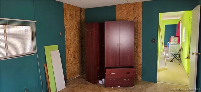 $65,000 | 4458 North Cove Road, Stover, MO 65078