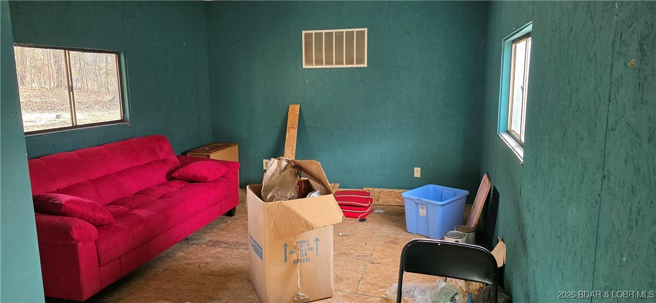 4458 North Cove Road Stover, MO 65078 - Photo 7 of 8