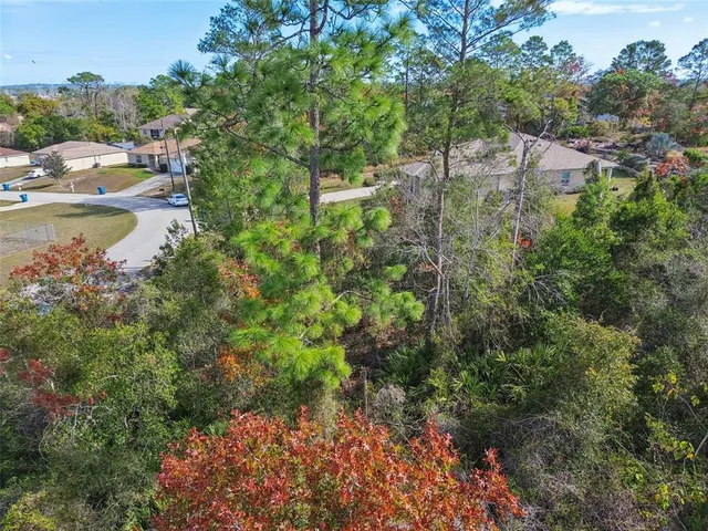 a view of a lake with houses