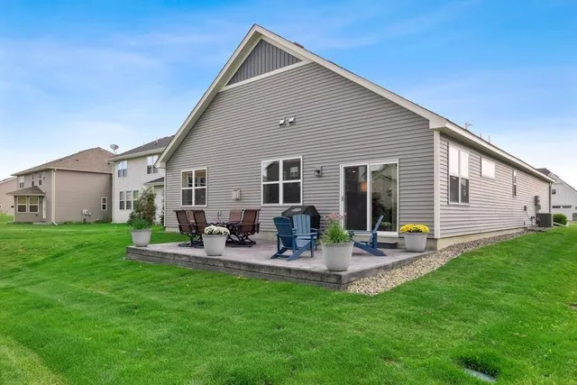 $3,500 | 9337 Bridle Way, Victoria, MN 55386