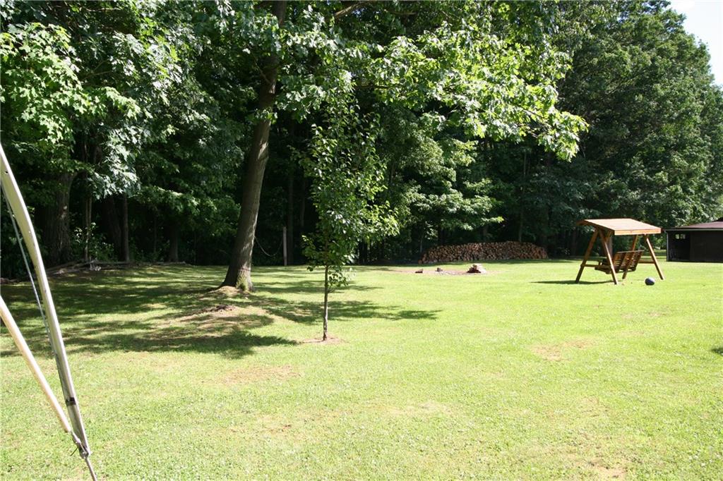 1640 Rutledge Road Transfer, PA 16154 - Photo 14 of 18 yard