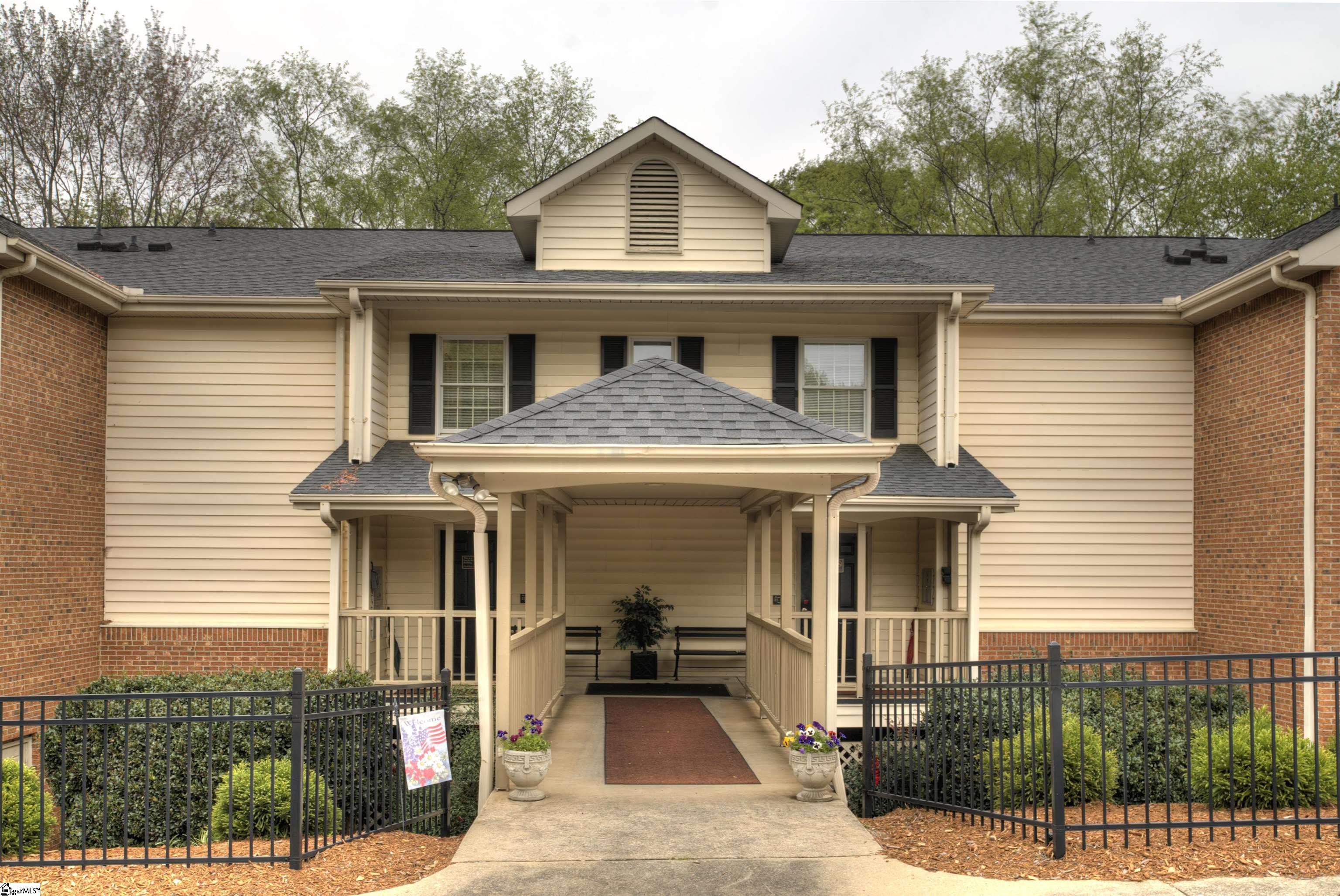 101 Swansgate Place, Greenville, SC 29605 Compass