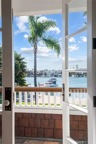 $19,500,000 | 2411 Bayshore Drive, Newport Beach, CA 92663