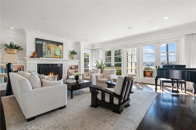 $19,500,000 | 2411 Bayshore Drive, Newport Beach, CA 92663