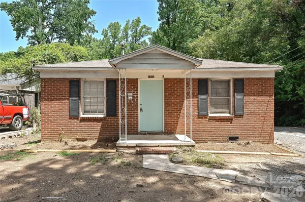 $1,195 | 1900 Lasalle Street, Unit 1, Charlotte, NC 28216