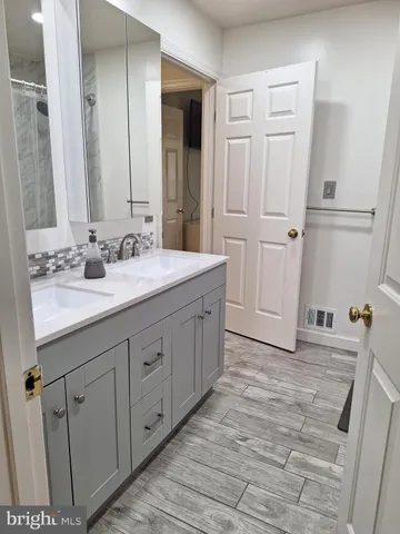 $2,350 | 13010 Abner Avenue, Woodbridge, VA 22192