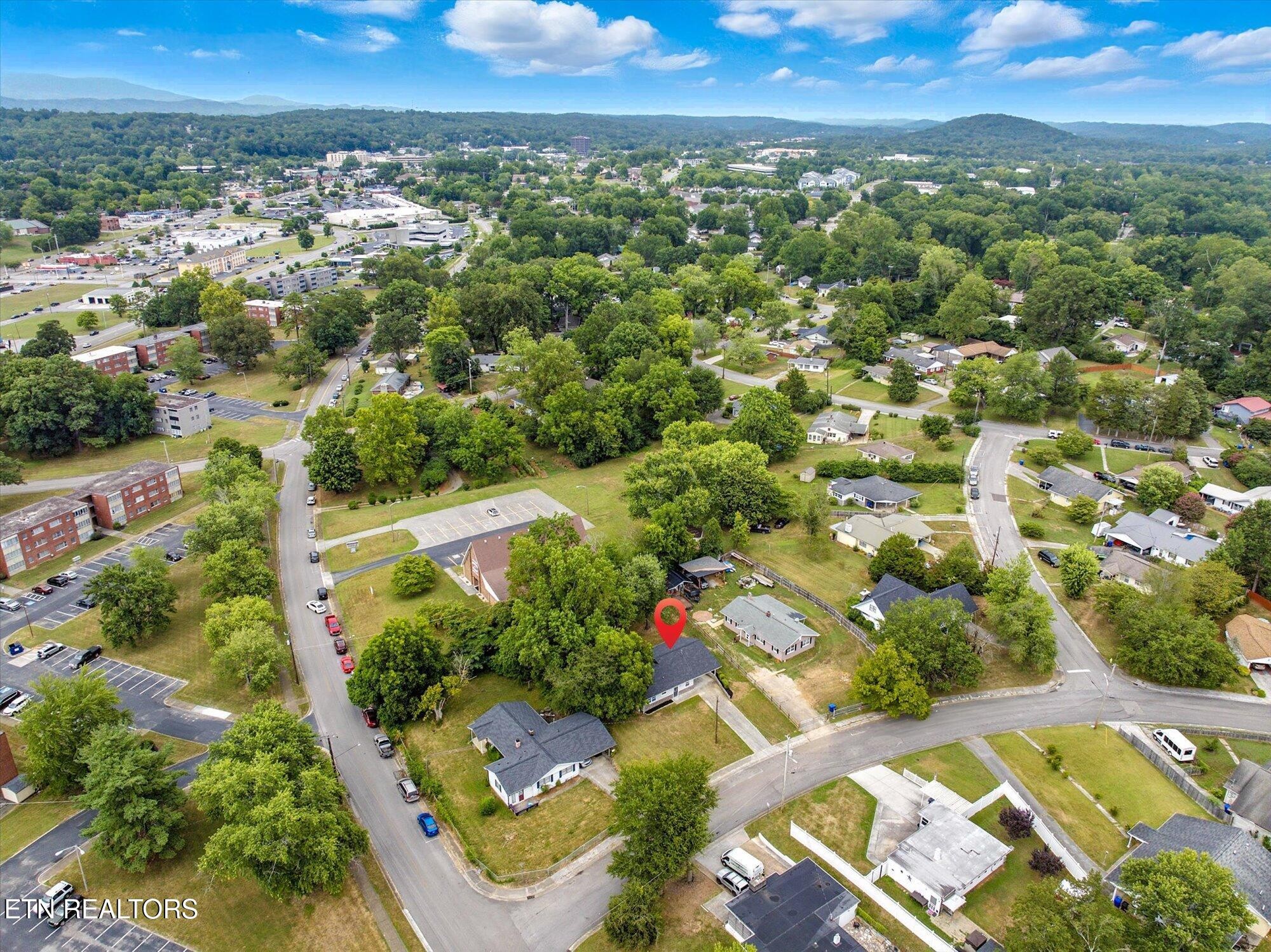 103 Parsons Road Oak Ridge, TN 37830 - Photo 24 of 27 an aerial view of a city