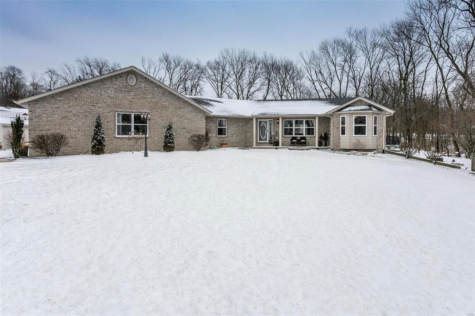 2484 Motel Road Highland, IL 62249 - Photo 1 of 48